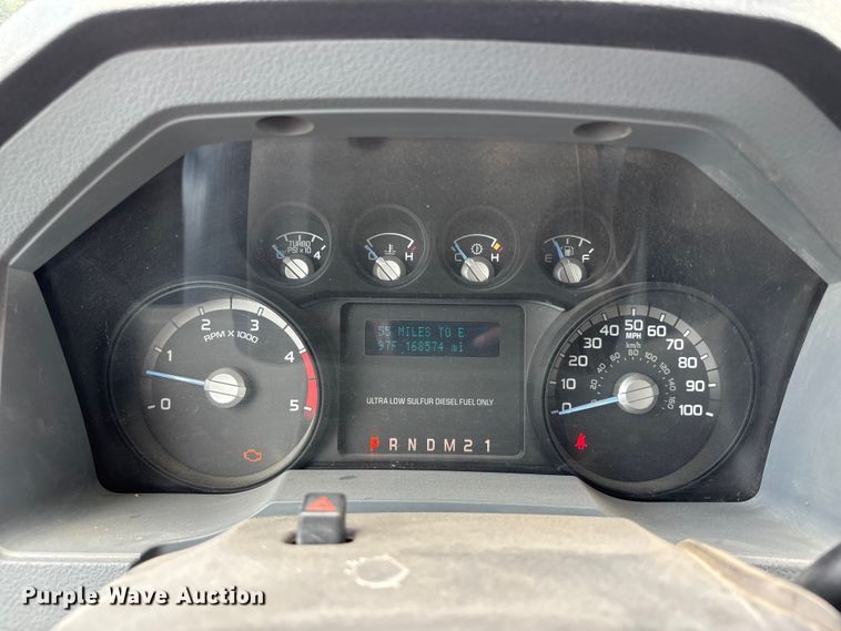 image for item NM9940 2015 Ford F350 Super Duty Ext. Cab pickup truck