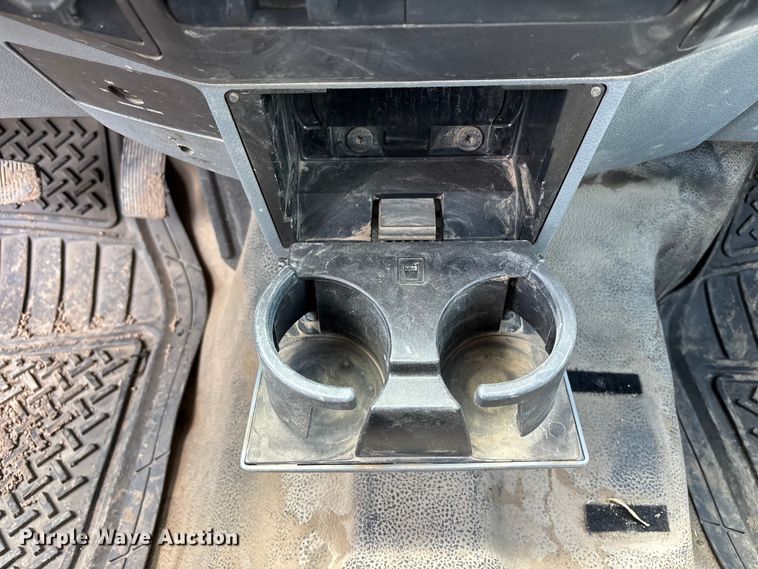 image for item NM9940 2015 Ford F350 Super Duty Ext. Cab pickup truck