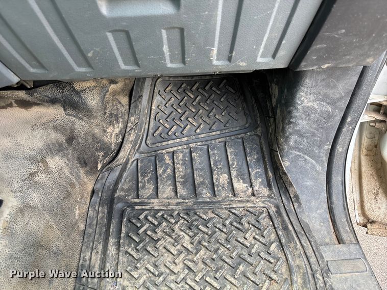 image for item NM9940 2015 Ford F350 Super Duty Ext. Cab pickup truck