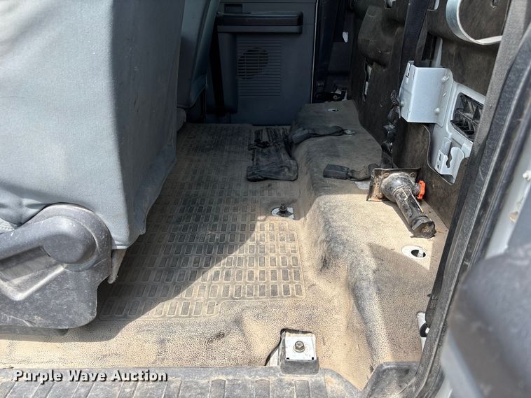 image for item NM9940 2015 Ford F350 Super Duty Ext. Cab pickup truck