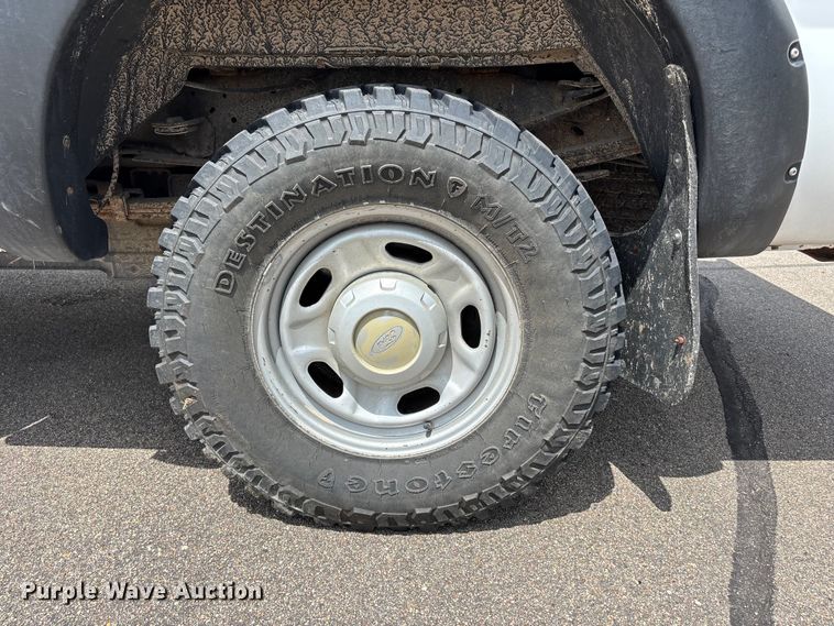 image for item NM9940 2015 Ford F350 Super Duty Ext. Cab pickup truck