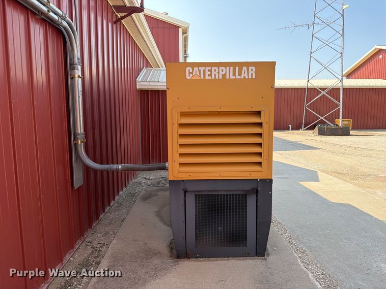 image for item OE9693 2004 Caterpillar D80P4 generator