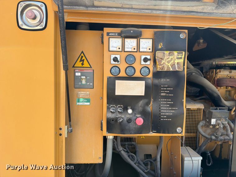 image for item OE9693 2004 Caterpillar D80P4 generator