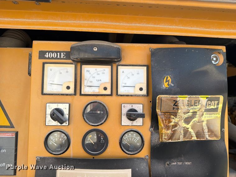 image for item OE9693 2004 Caterpillar D80P4 generator