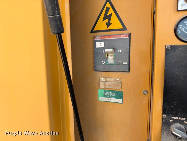 image for item OE9693 2004 Caterpillar D80P4 generator