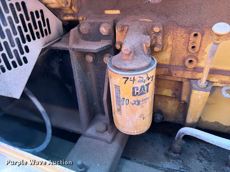 image for item OE9693 2004 Caterpillar D80P4 generator