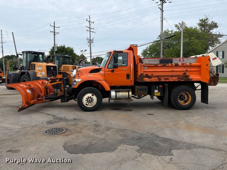 image for item OE9699 2008 International WorkStar 7400 dump truck