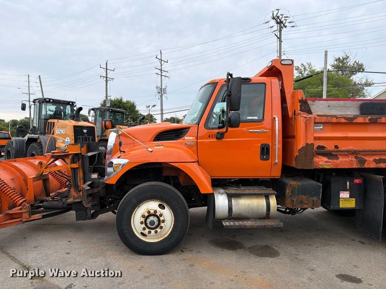 image for item OE9699 2008 International WorkStar 7400 dump truck