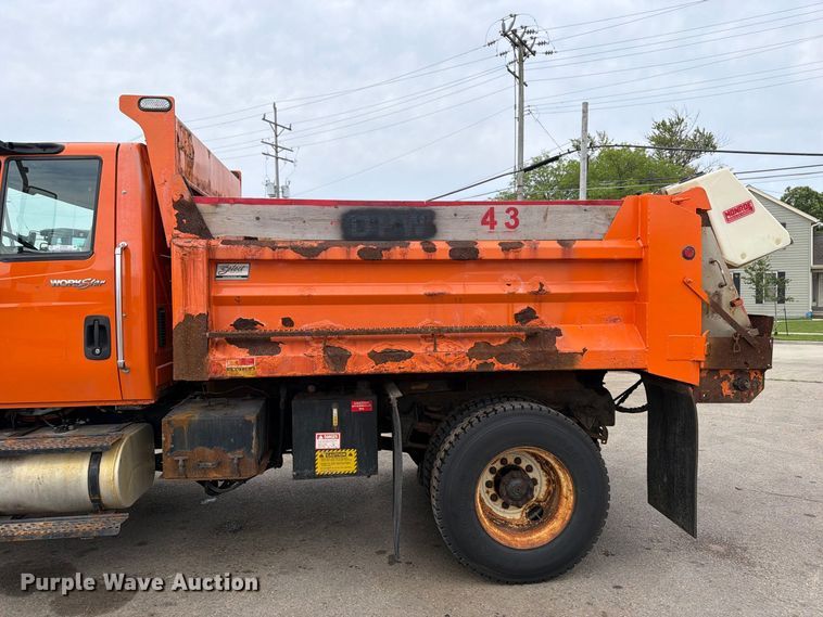 image for item OE9699 2008 International WorkStar 7400 dump truck