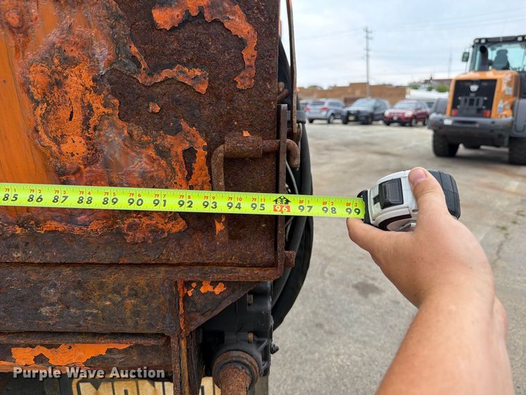 image for item OE9699 2008 International WorkStar 7400 dump truck