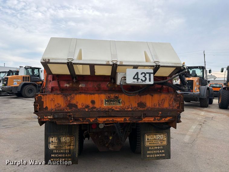 image for item OE9699 2008 International WorkStar 7400 dump truck