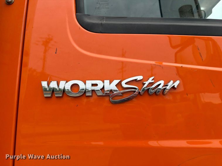 image for item OE9699 2008 International WorkStar 7400 dump truck