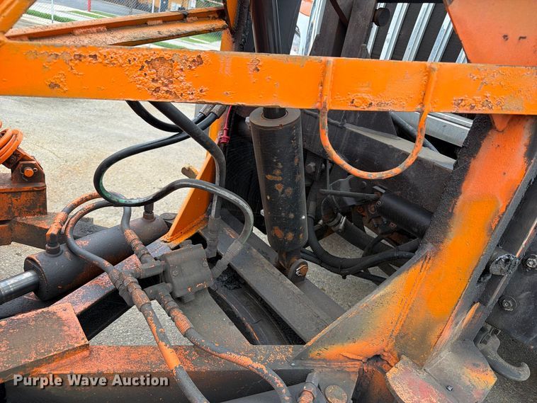 image for item OE9699 2008 International WorkStar 7400 dump truck