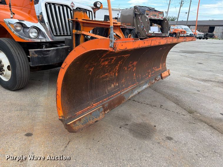 image for item OE9699 2008 International WorkStar 7400 dump truck