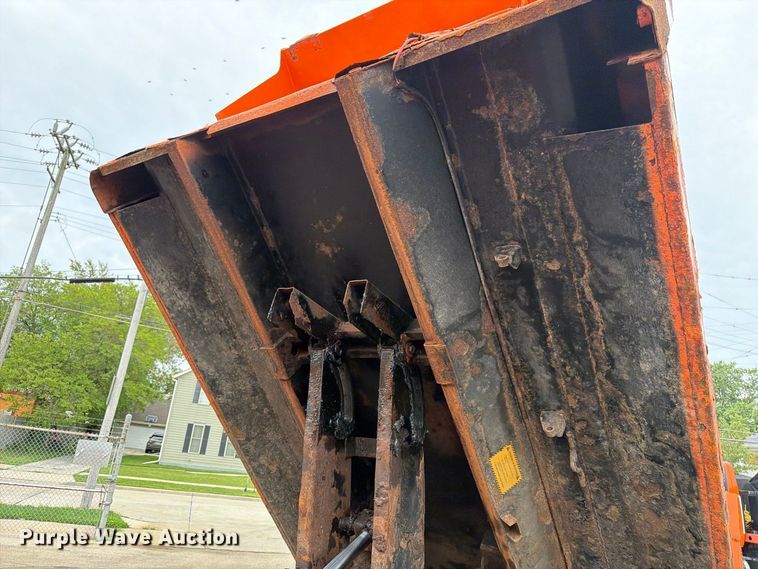 image for item OE9699 2008 International WorkStar 7400 dump truck
