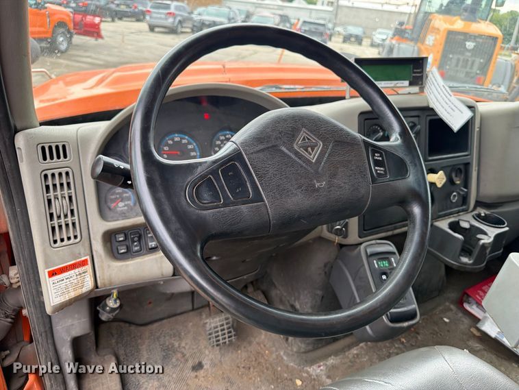 image for item OE9699 2008 International WorkStar 7400 dump truck