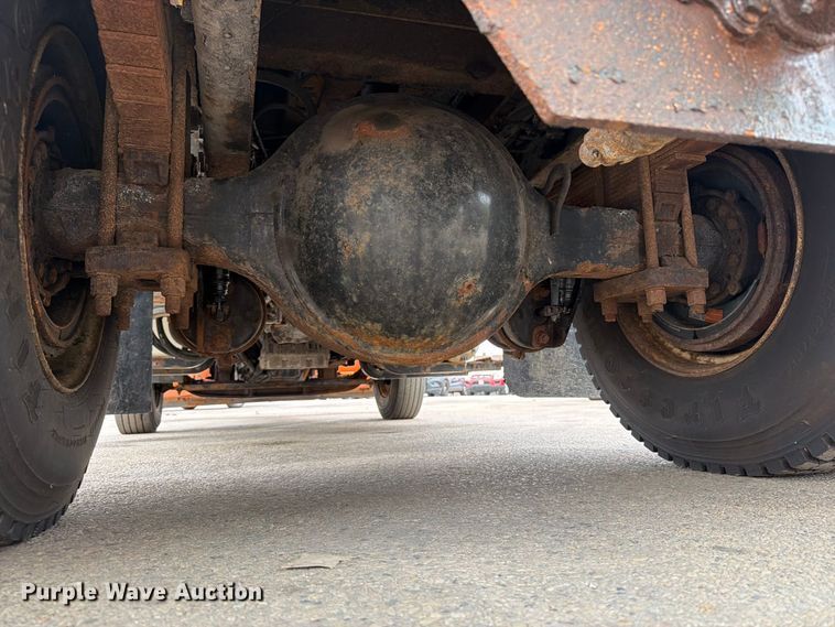 image for item OE9699 2008 International WorkStar 7400 dump truck