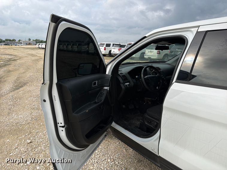 image for item YA3678 2016 Ford Explorer Police Interceptor SUV