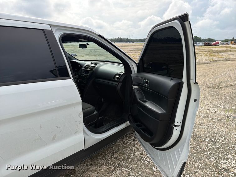 image for item YA3678 2016 Ford Explorer Police Interceptor SUV
