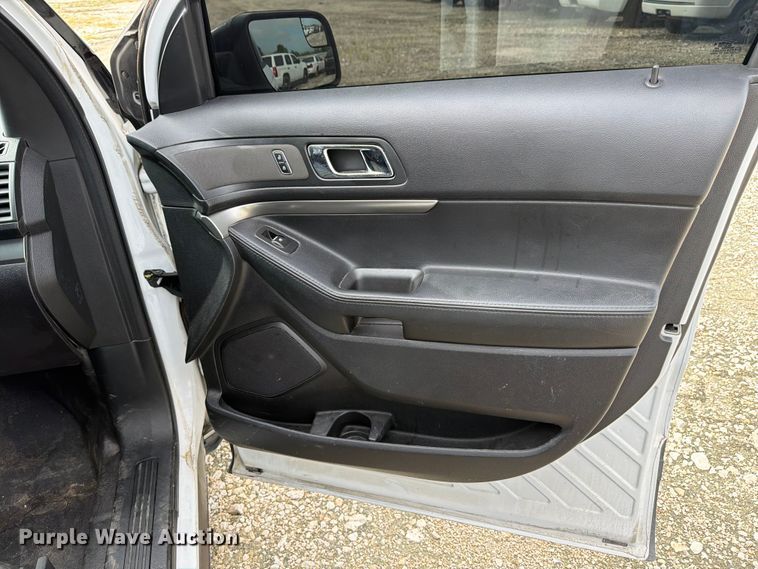 image for item YA3678 2016 Ford Explorer Police Interceptor SUV