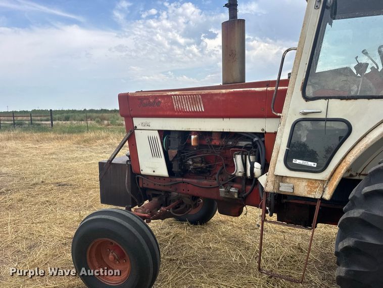 image for item DY3179 1973 International Harvester 1066 tractor