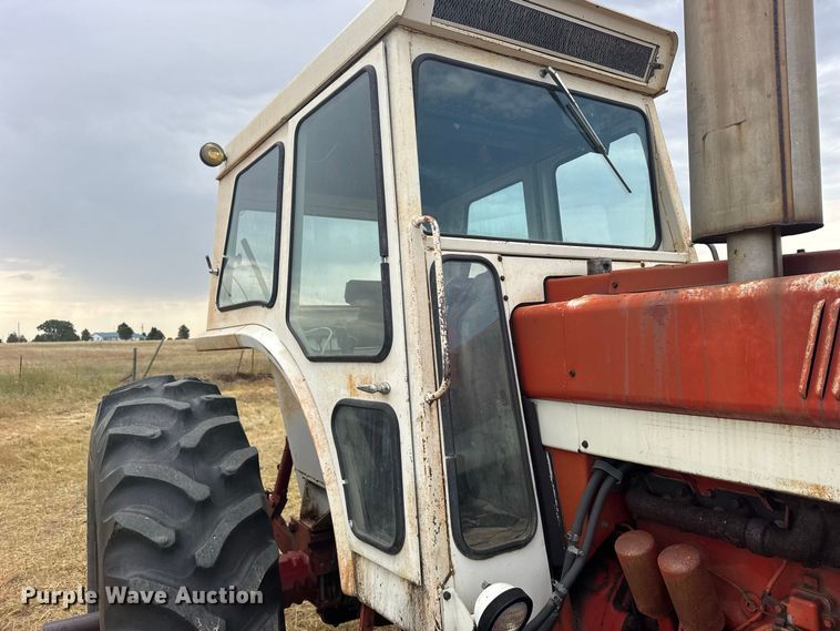 image for item DY3179 1973 International Harvester 1066 tractor