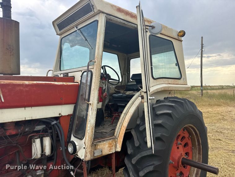 image for item DY3179 1973 International Harvester 1066 tractor