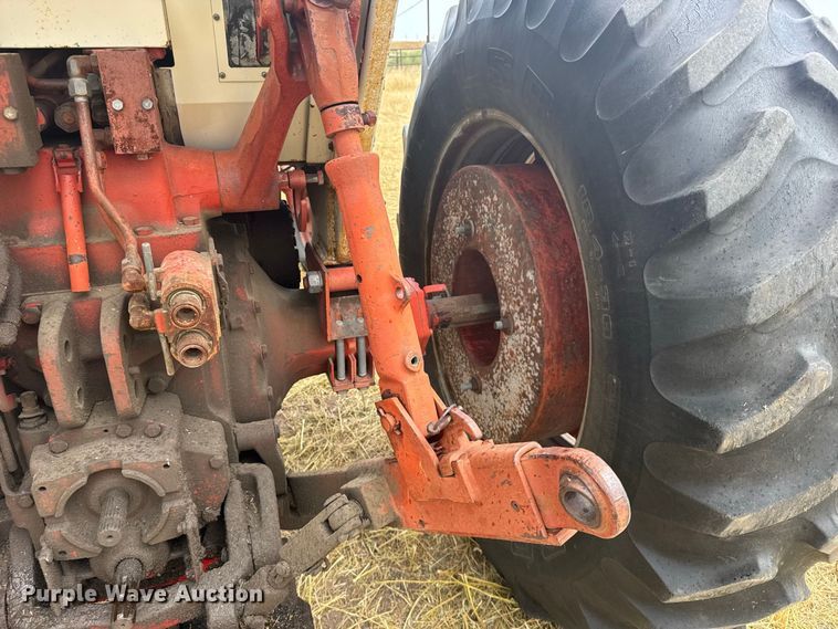 image for item DY3179 1973 International Harvester 1066 tractor