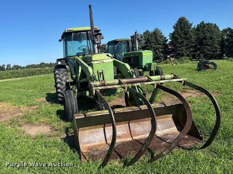image for item DY3223 John Deere 4230 tractor