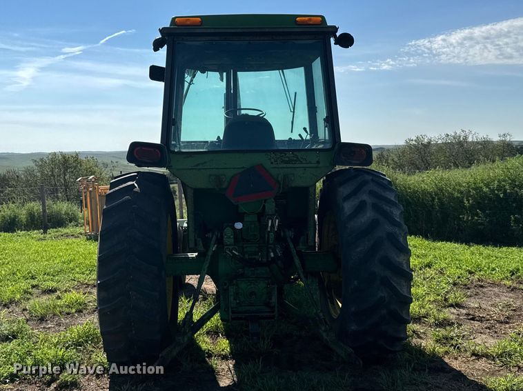image for item DY3223 John Deere 4230 tractor