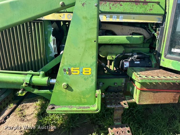 image for item DY3223 John Deere 4230 tractor