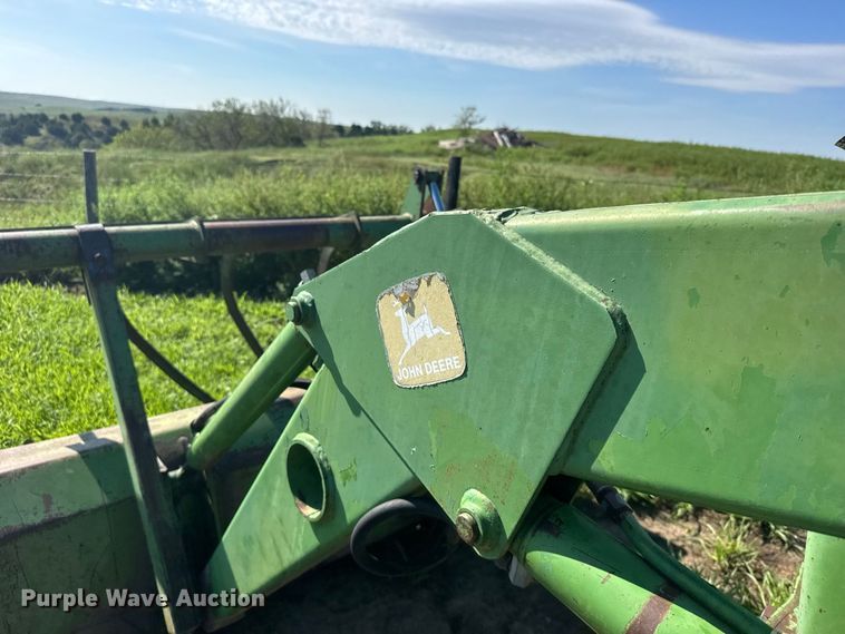 image for item DY3223 John Deere 4230 tractor