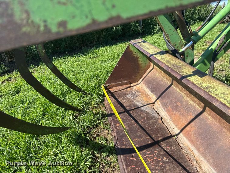 image for item DY3223 John Deere 4230 tractor