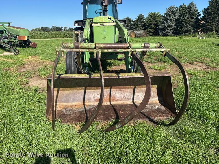 image for item DY3223 John Deere 4230 tractor