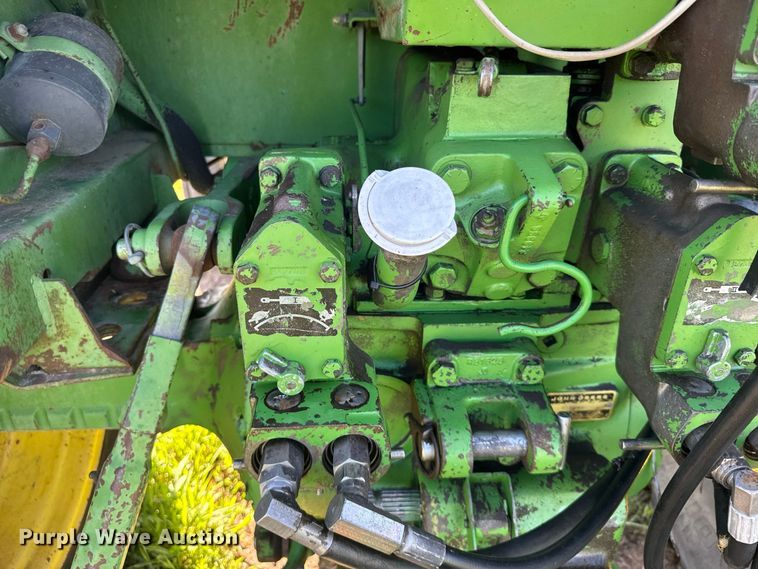 image for item DY3223 John Deere 4230 tractor