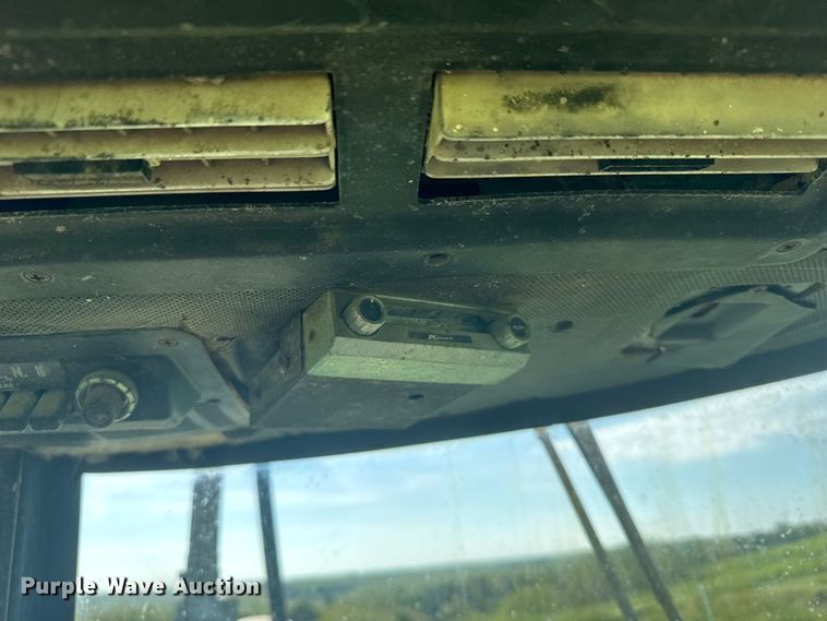 image for item DY3223 John Deere 4230 tractor