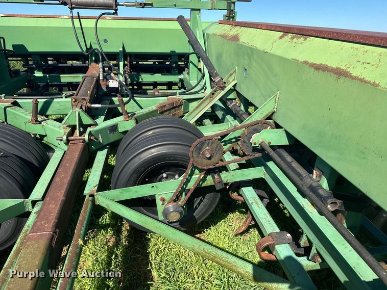 image for item DY3224 Great Plains grain drill