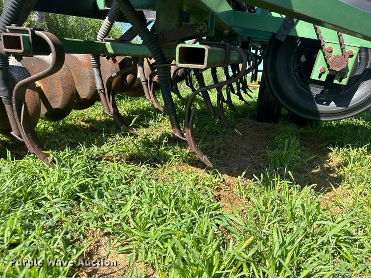 image for item DY3224 Great Plains grain drill