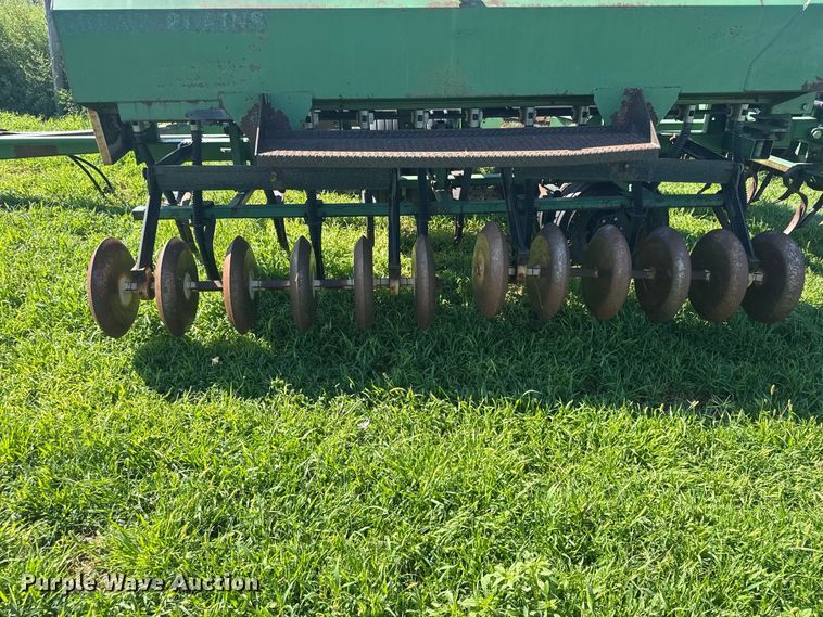 image for item DY3224 Great Plains grain drill