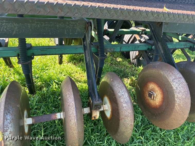 image for item DY3224 Great Plains grain drill