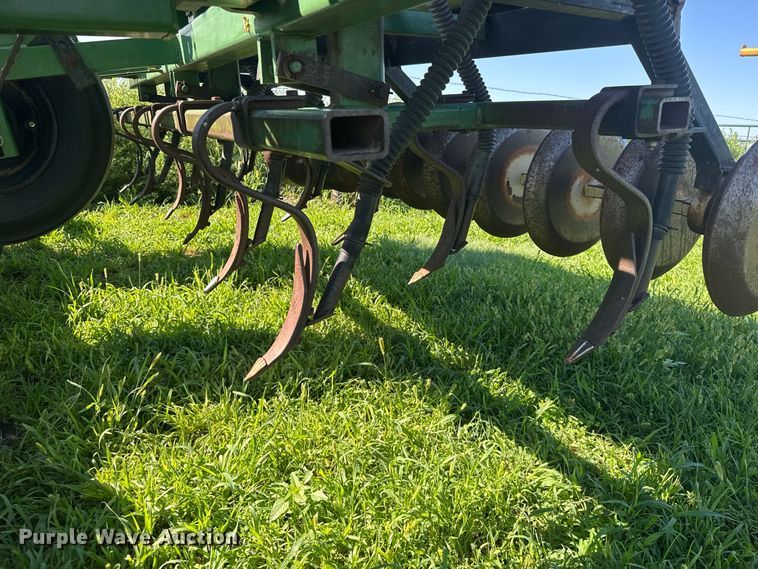 image for item DY3224 Great Plains grain drill