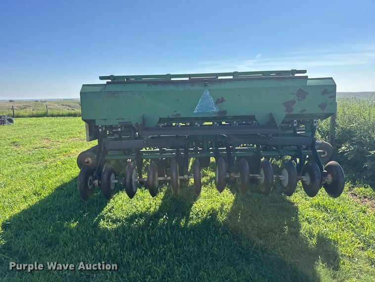 image for item DY3224 Great Plains grain drill