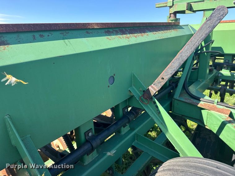 image for item DY3224 Great Plains grain drill