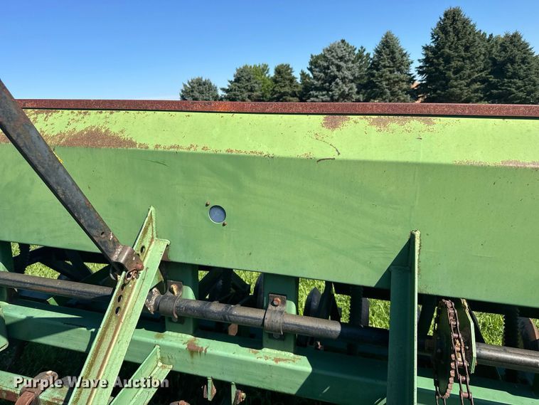 image for item DY3224 Great Plains grain drill