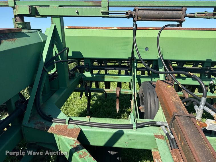 image for item DY3224 Great Plains grain drill