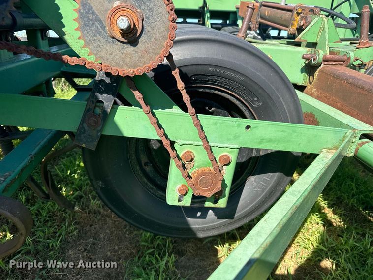 image for item DY3224 Great Plains grain drill