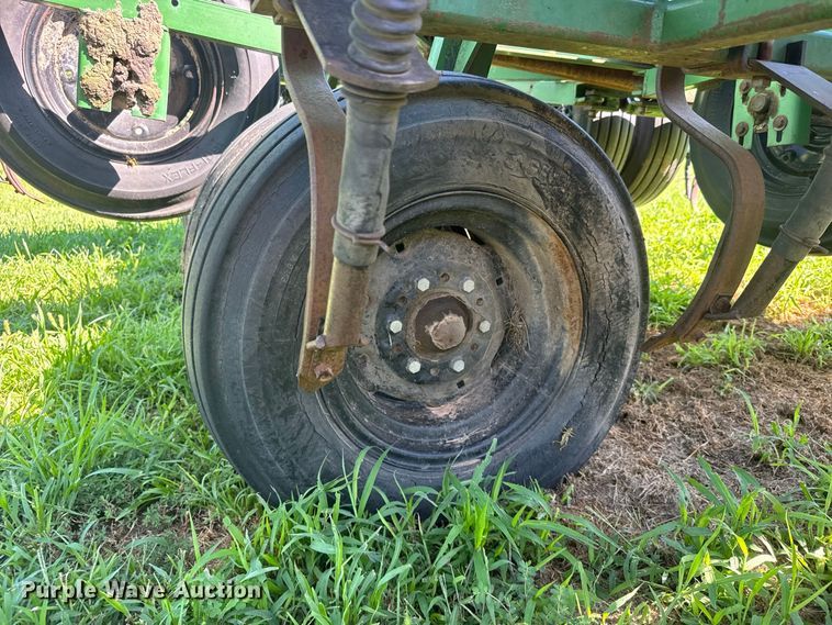 image for item DY3224 Great Plains grain drill