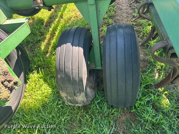 image for item DY3224 Great Plains grain drill