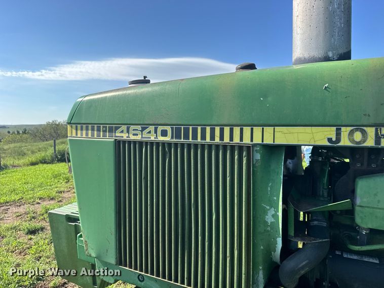 image for item DY3225 1978 John Deere 4640 tractor