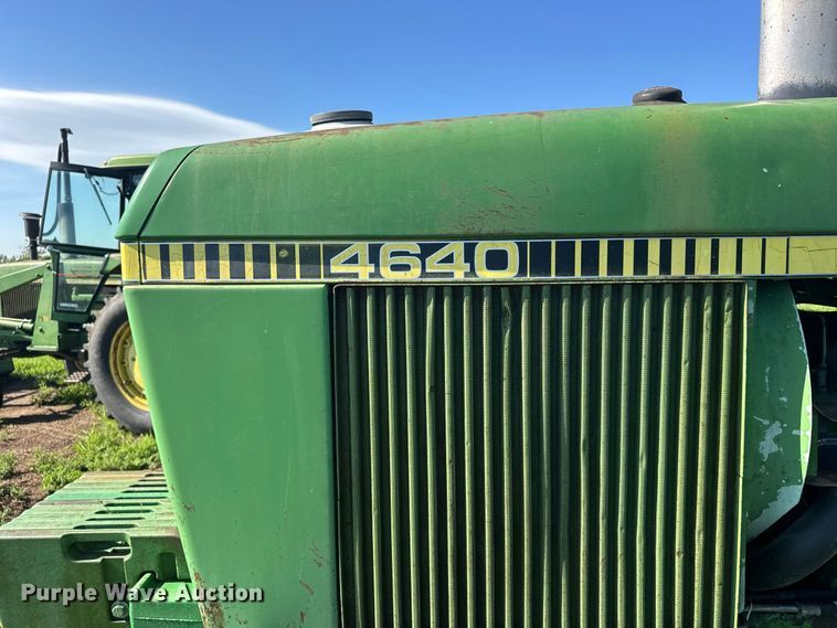 image for item DY3225 1978 John Deere 4640 tractor